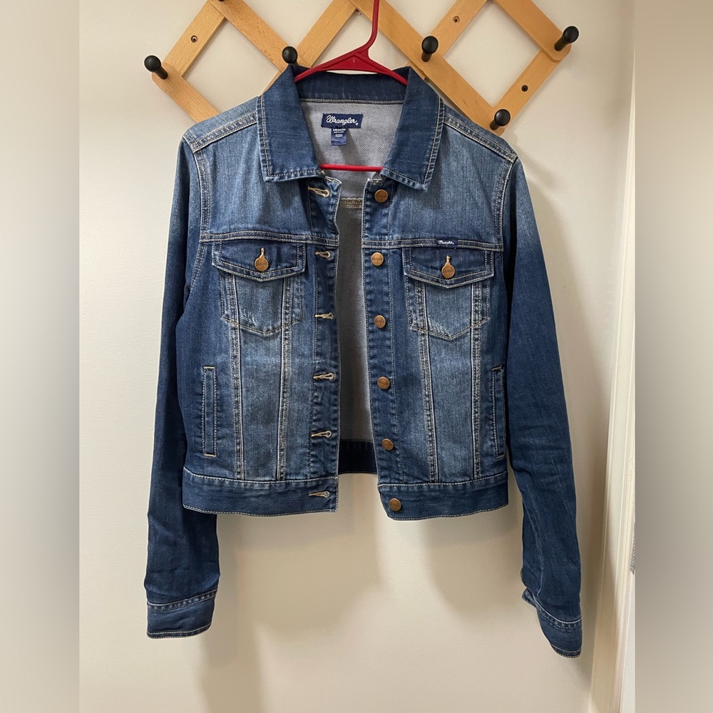 Wrangler Two-Tone Blue Denim Jacket